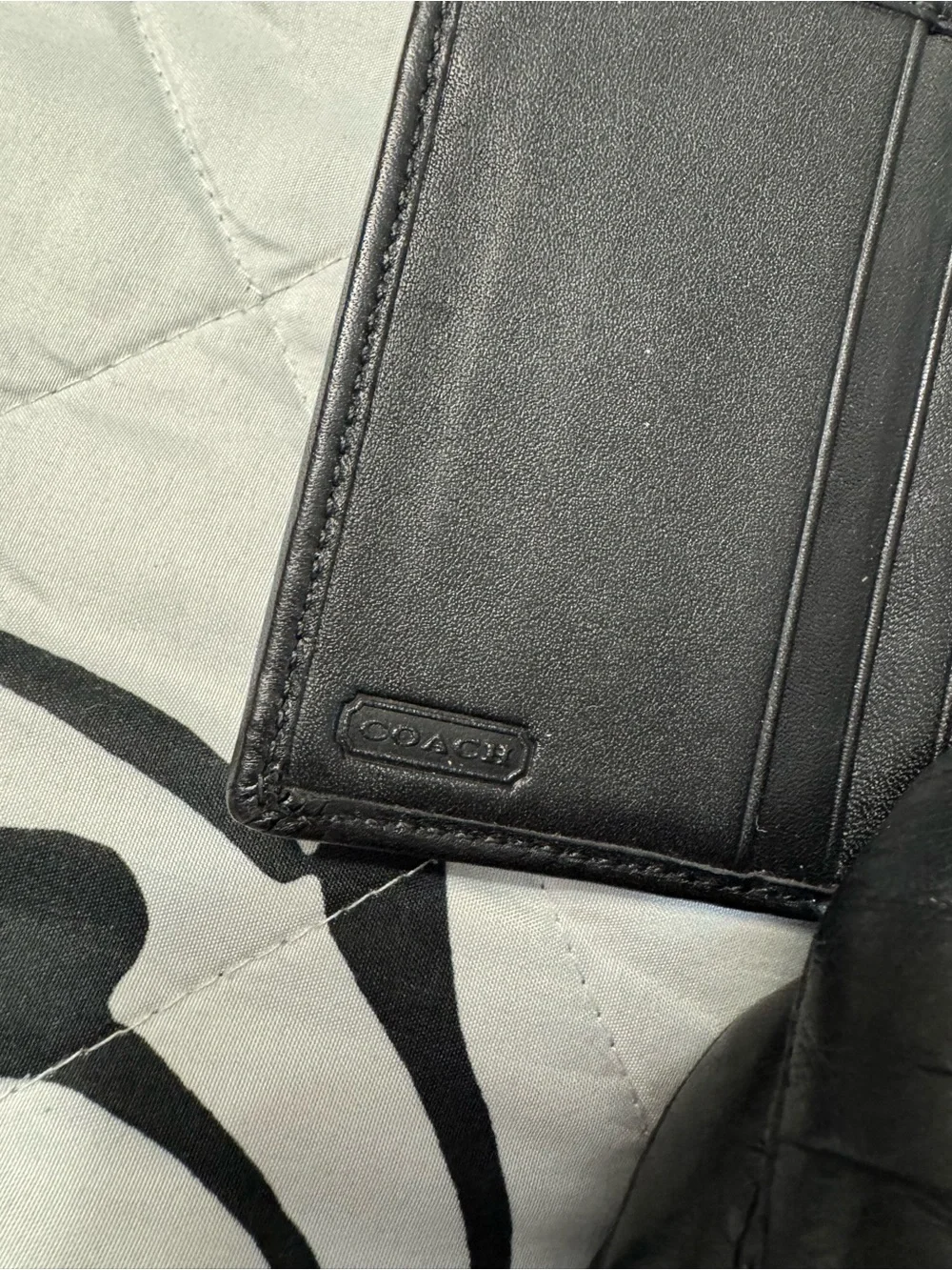Coach Wallet double bill w Compact Card Holder in Black and Tan Signature Canvas